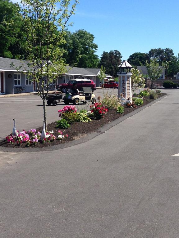 Windrift Motel ウェスト・ヤーマス エクステリア 写真