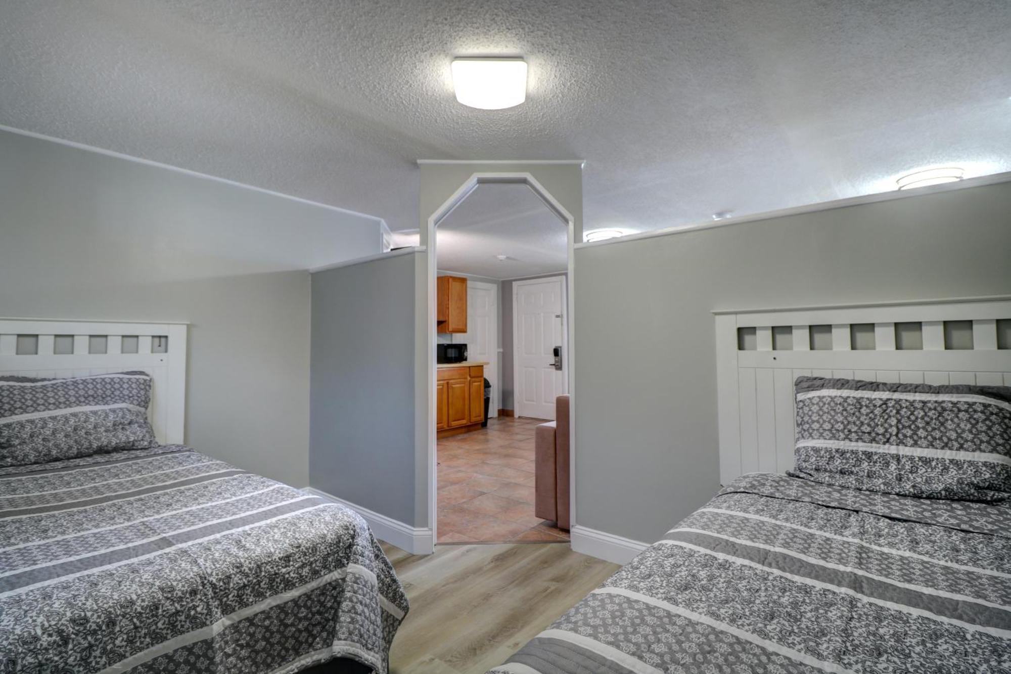 Windrift Motel ウェスト・ヤーマス エクステリア 写真